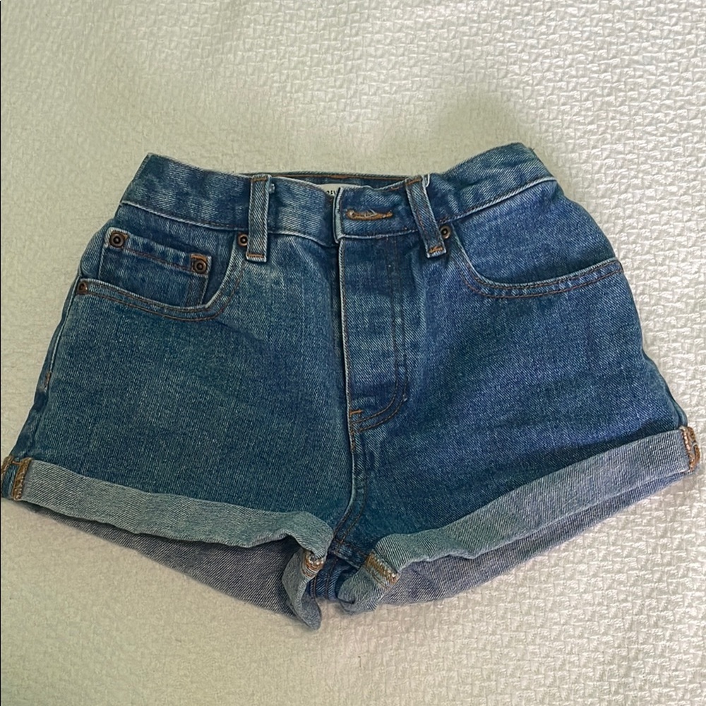 Forever 21 shorts. Only worn once, excellent condition ready for summer shorts